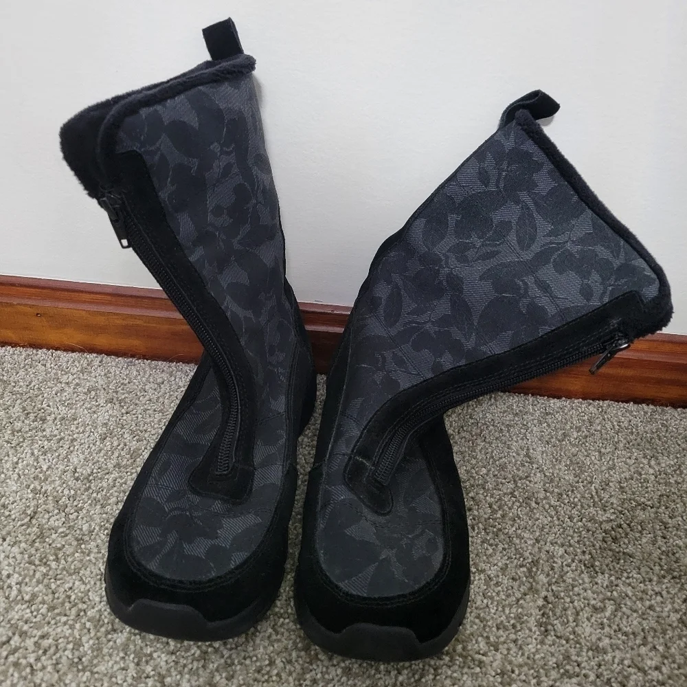 Women's Lands End Black Snow Boots, Size 7